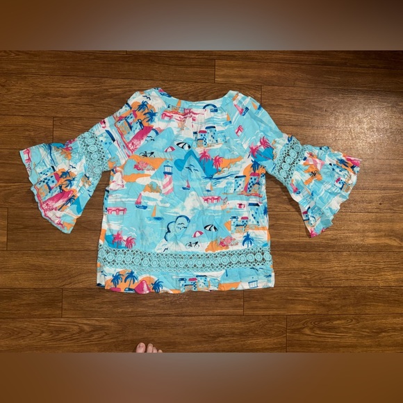 CROWN AND IVY M Blue Beach Orint Green FLORAL 3/4 SLEEVE TUNIC TOP BLOUSE. EUC! - Picture 2 of 5